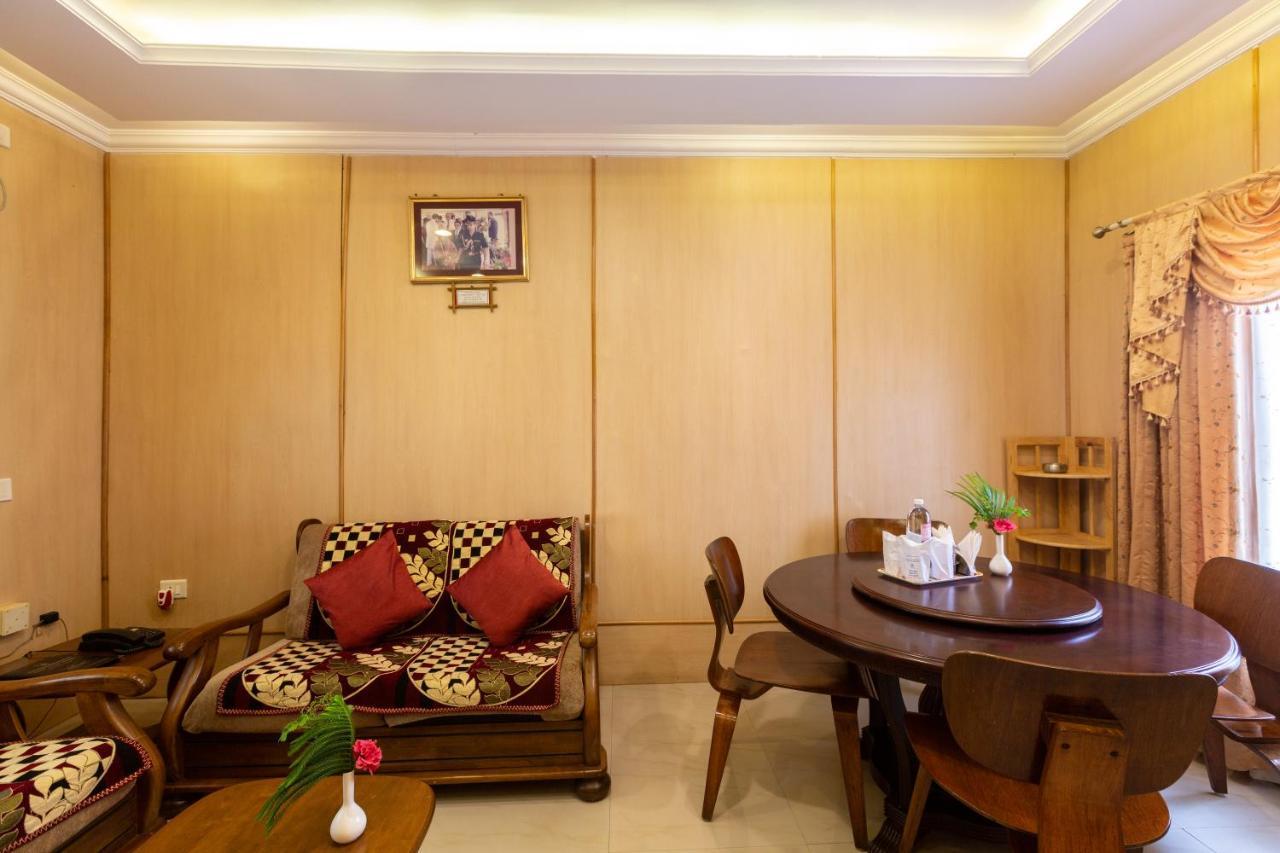 Kstdc Hotel Mayura Bhuvaneshwari Kamalapur Hampi Exterior photo
